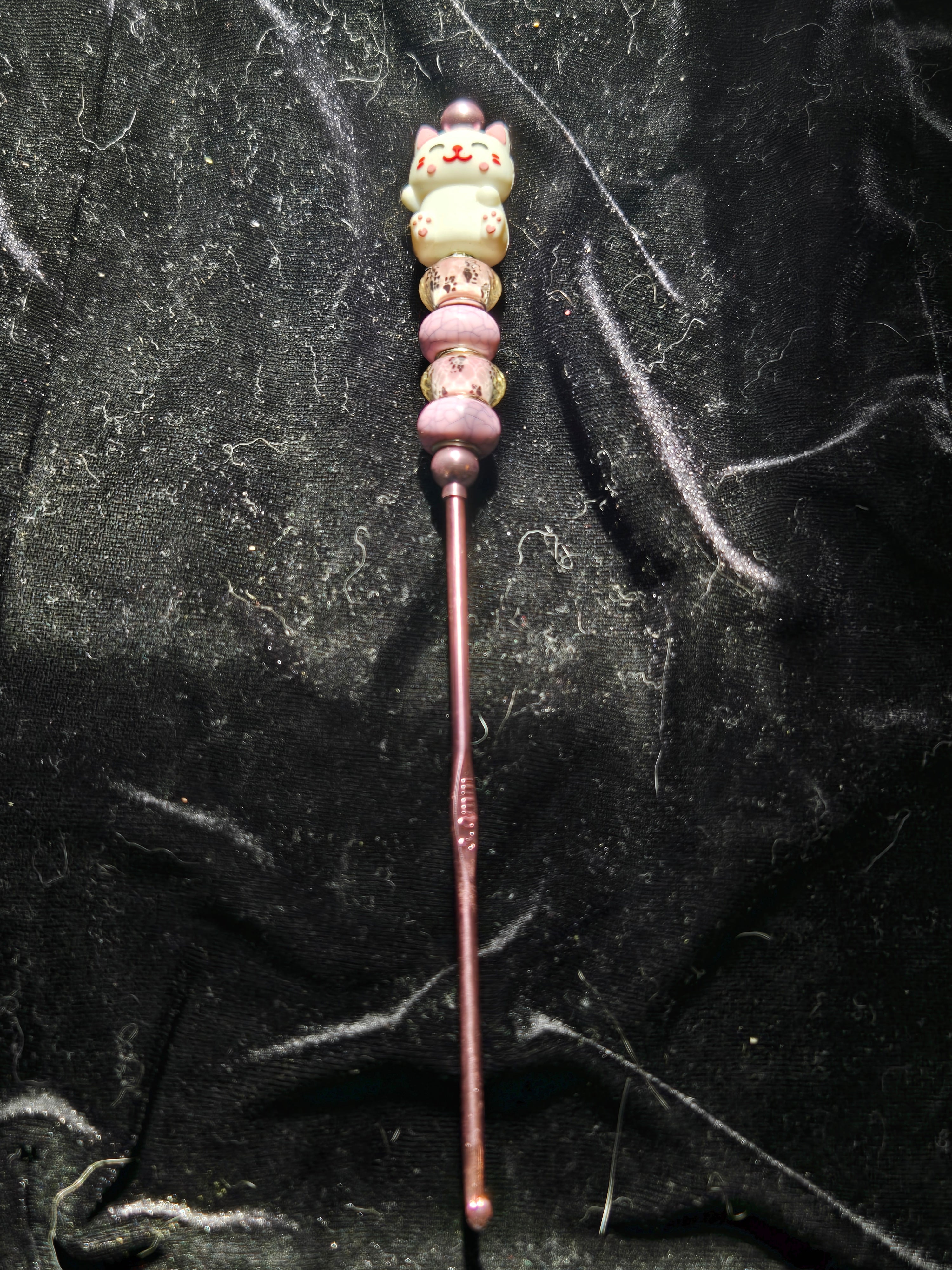 White Cat Pink Beaded Crochet Hook 3mm