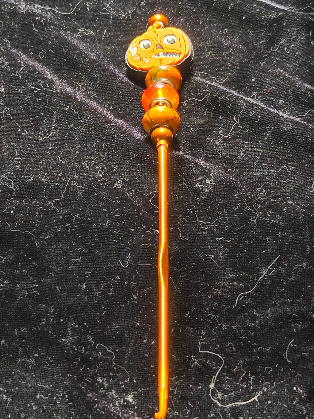 Orange Beaded Crochet Hook 3mm With Pumpkin Charm