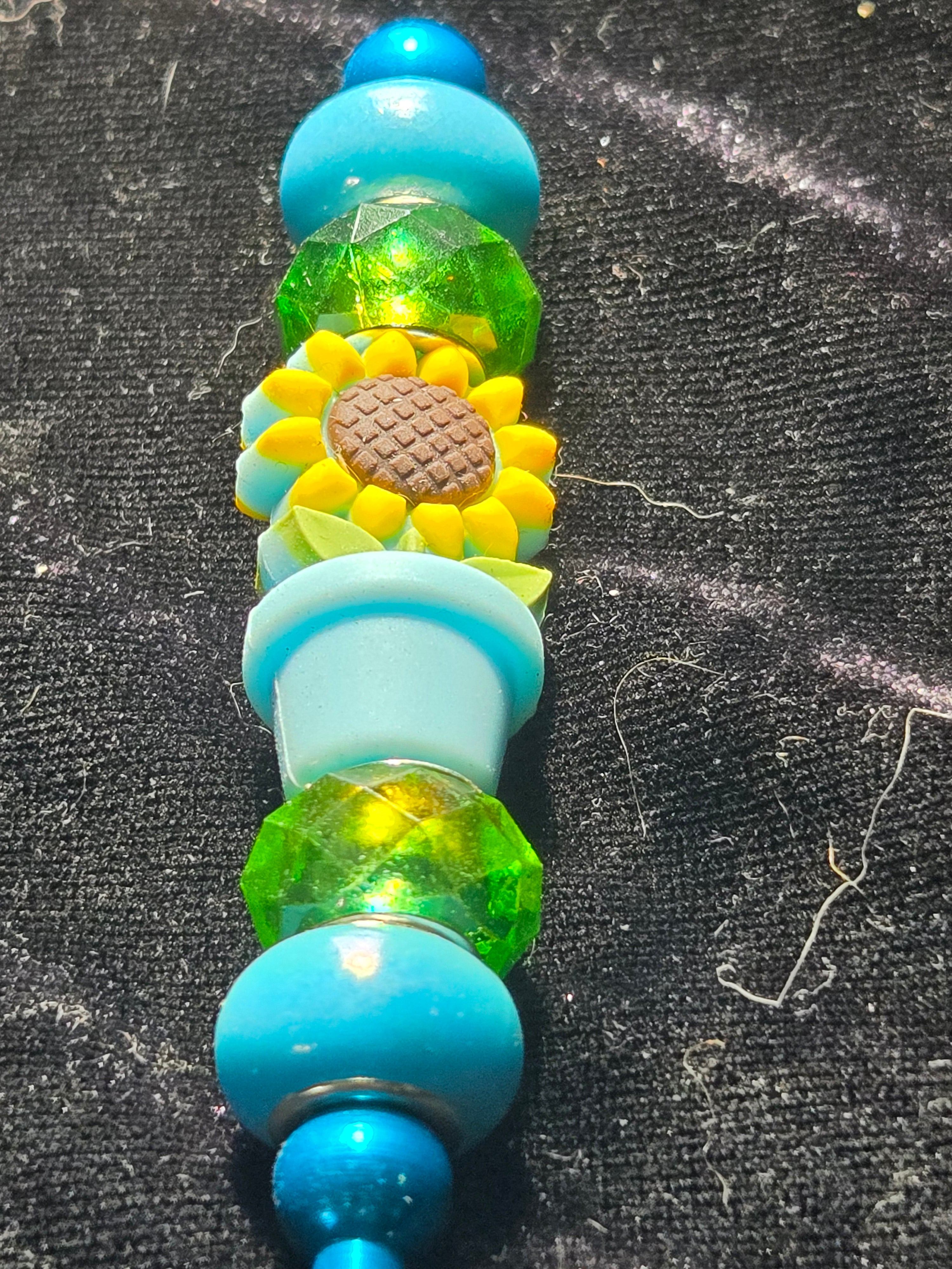 Blue Crochet Hook 3mm With Blue & Green Beads & Sunflower Charm