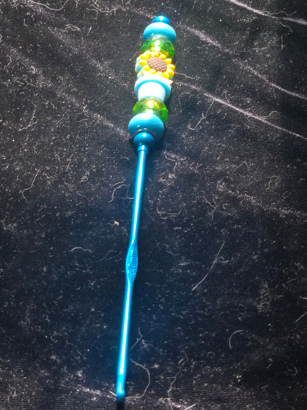 Blue Crochet Hook 3mm With Blue & Green Beads & Sunflower Charm